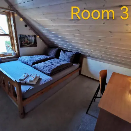 Mikael's Bed &