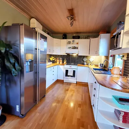 Mikael's Bed & דירה *