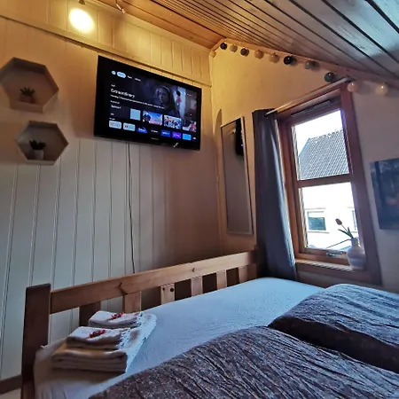 شقة Mikael's Bed & *