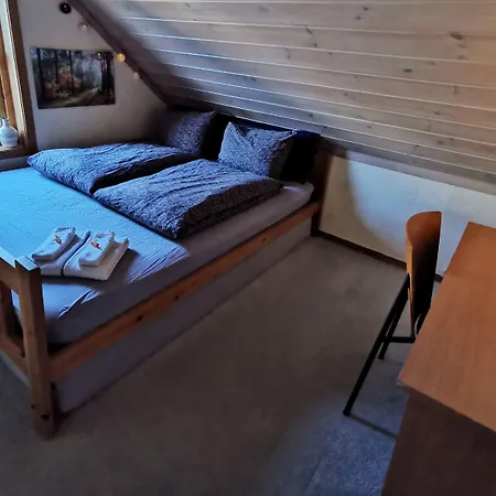 Daire Mikael's Bed & *